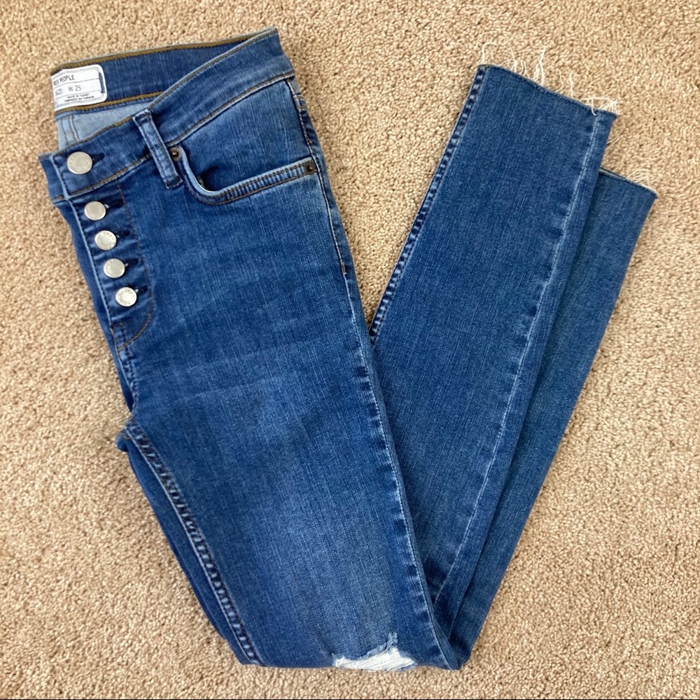 Free People Reagan Light Distressed Jeans